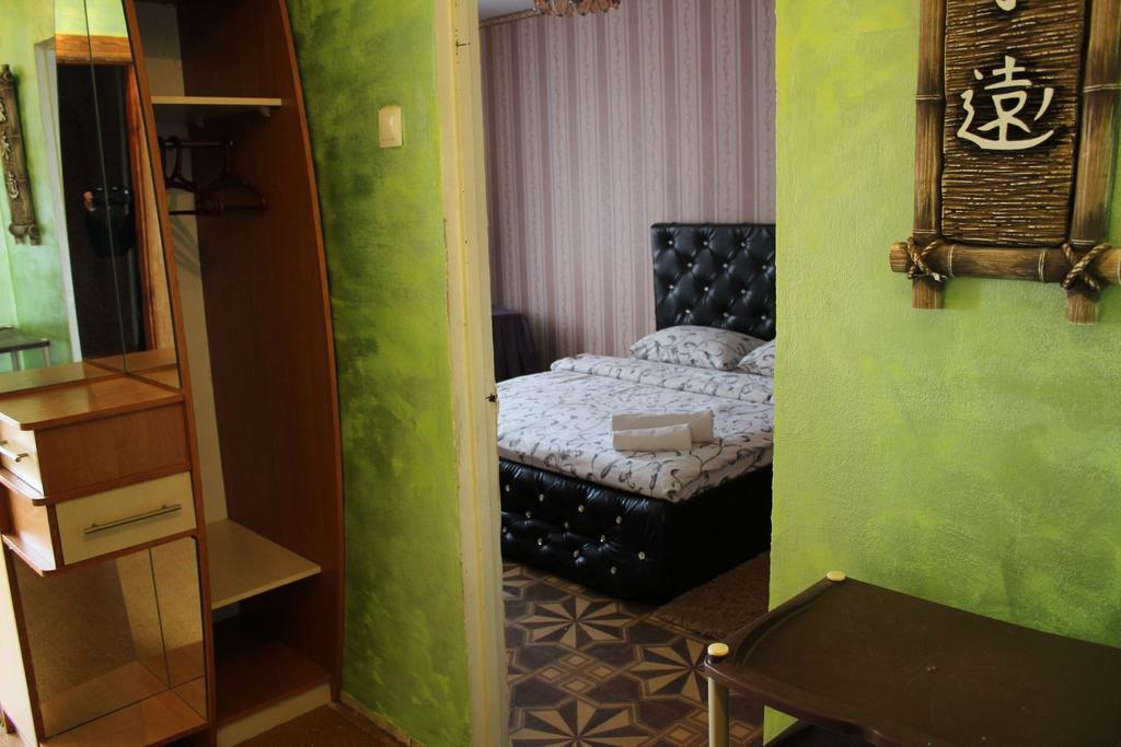 Apartment On Fastivs'Ka 2 ビーラ・ツェールクヴァ エクステリア 写真