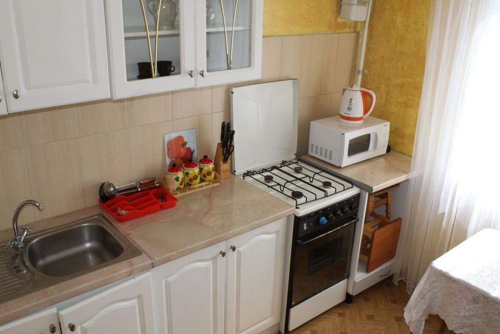 Apartment On Fastivs'Ka 2 ビーラ・ツェールクヴァ エクステリア 写真